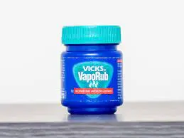 

Vicks VapoRub for Toenail Fungus